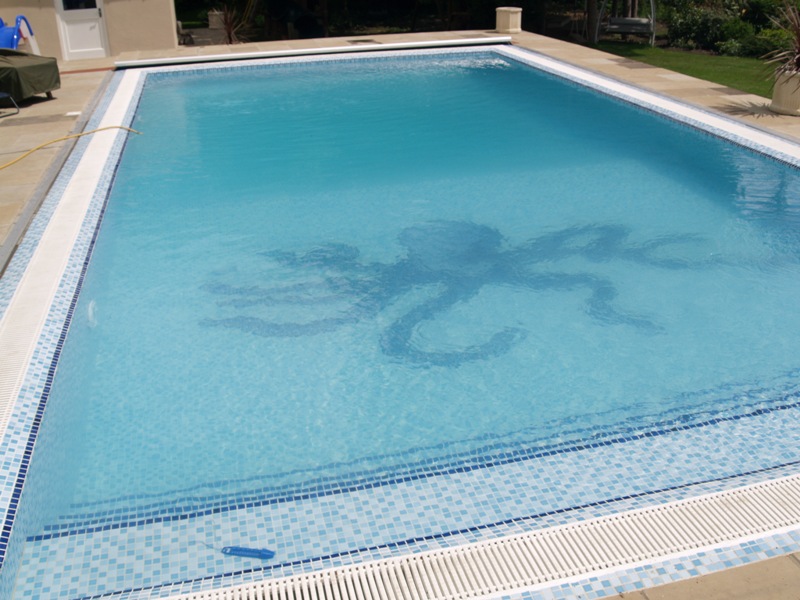 Автоматический контроль уровня воды в бассейне
